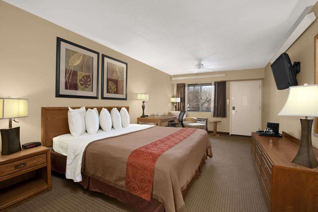 Days Inn By Wyndham Harrisburg North Quarto foto